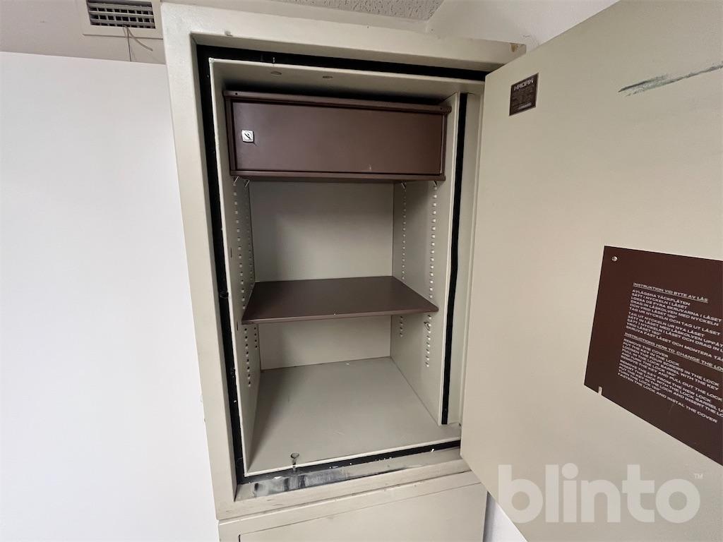 Kassaskåp - HADAK | Blinto auktioner