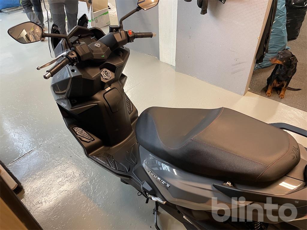 Vespa/moped/skoter Sym Joyride 300cc