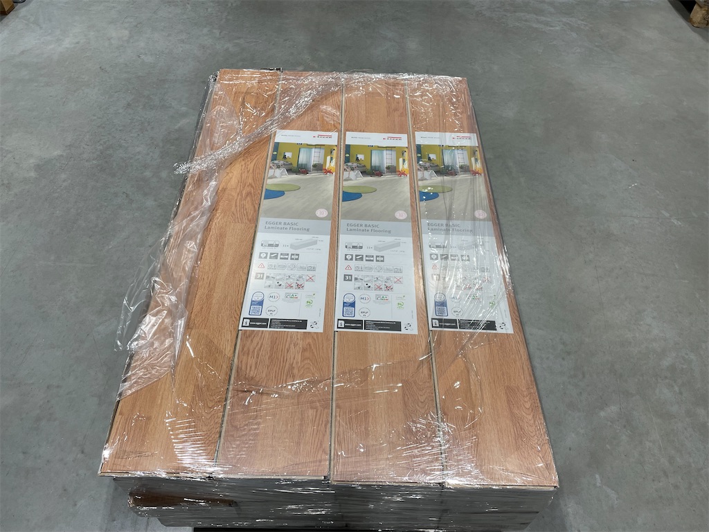 Laminatgolv Egger Basic laminate Flooring Oak Blinto