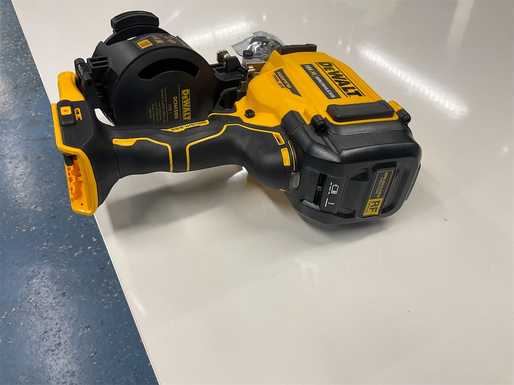 Pappspikpistol - Dewalt Dcn45rn | Blinto auktioner