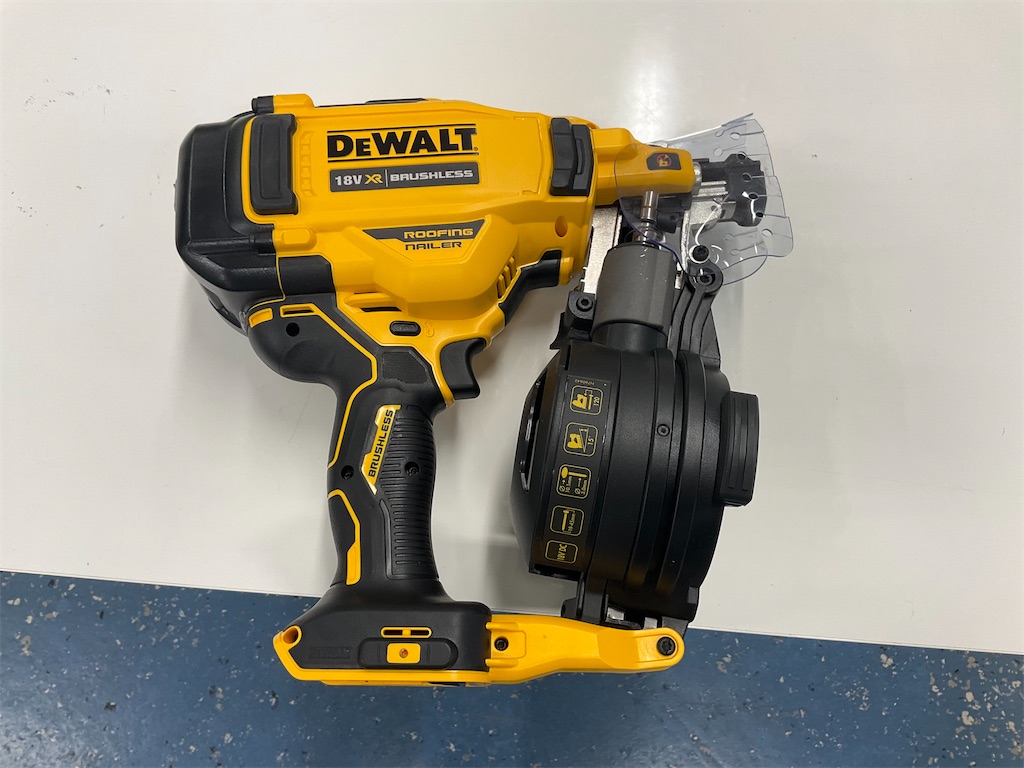 Pappspikpistol - Dewalt Dcn45rn | Blinto auktioner