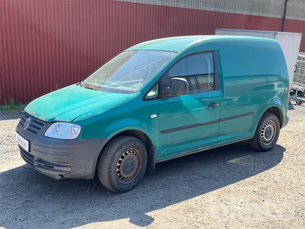 Lätt lastbil - VW CADDY SKÅP | Blinto auktioner