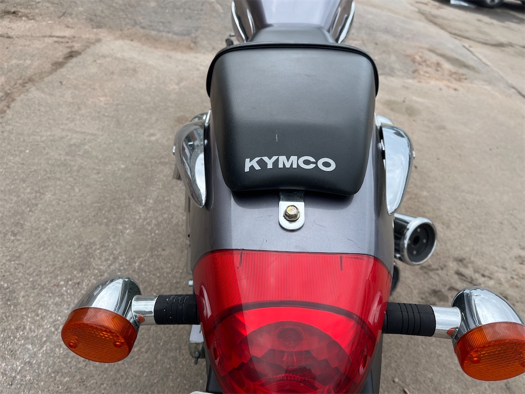 Motorcykel - KYMCO VENOX 250CC RFBR2 | Blinto auktioner