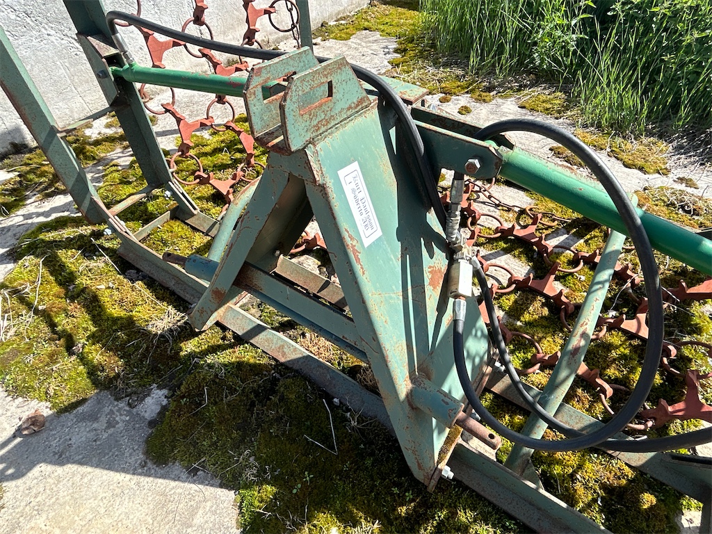 Gräsharv - Trejon 6 meter | Blinto auktioner