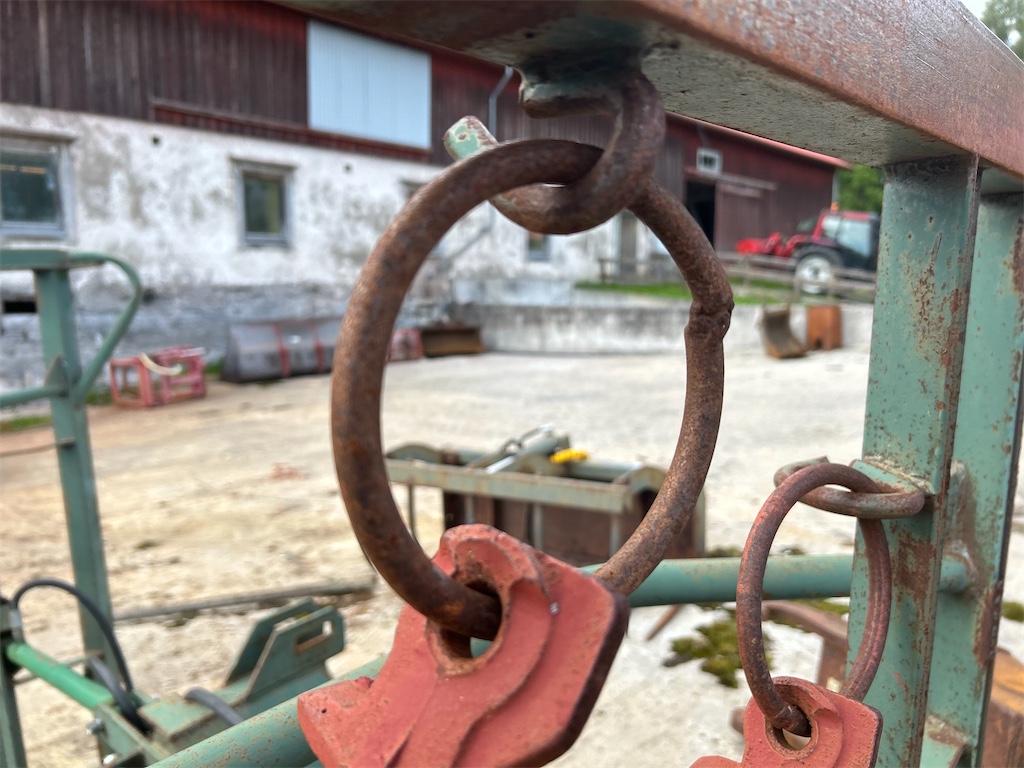 Gräsharv - Trejon 6 meter | Blinto auktioner