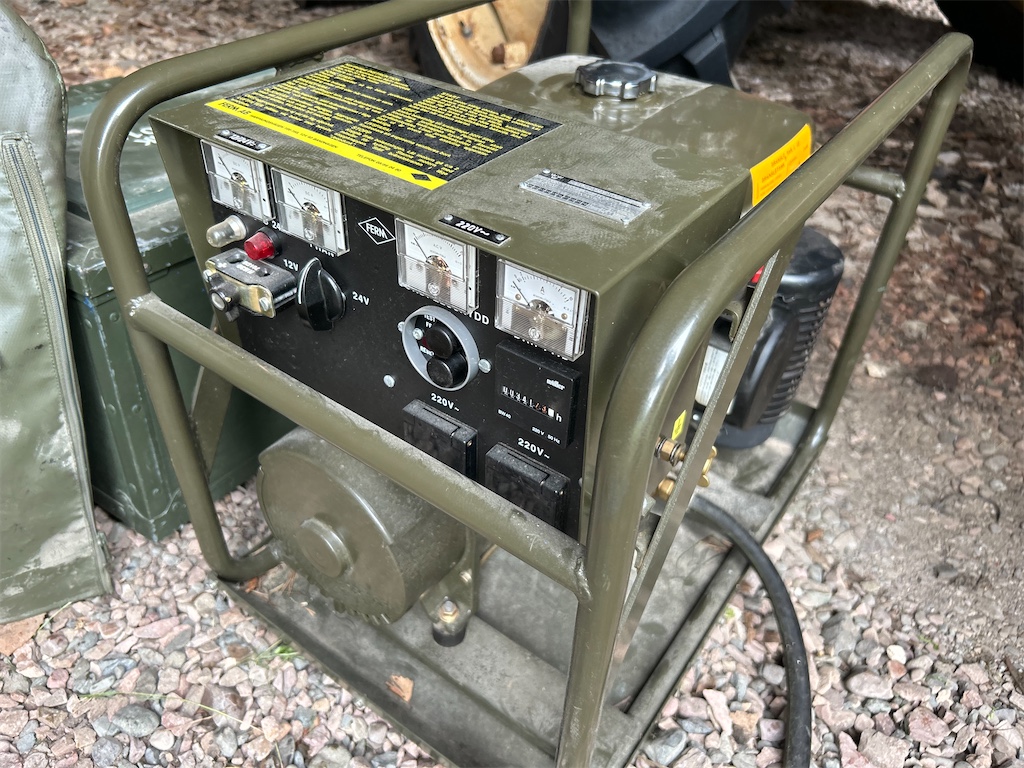 Elverk - Robin generator Militärelverk | Blinto auktioner