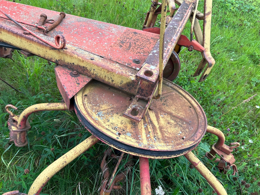 Hövändare - JF-CR 320 | Blinto auktioner