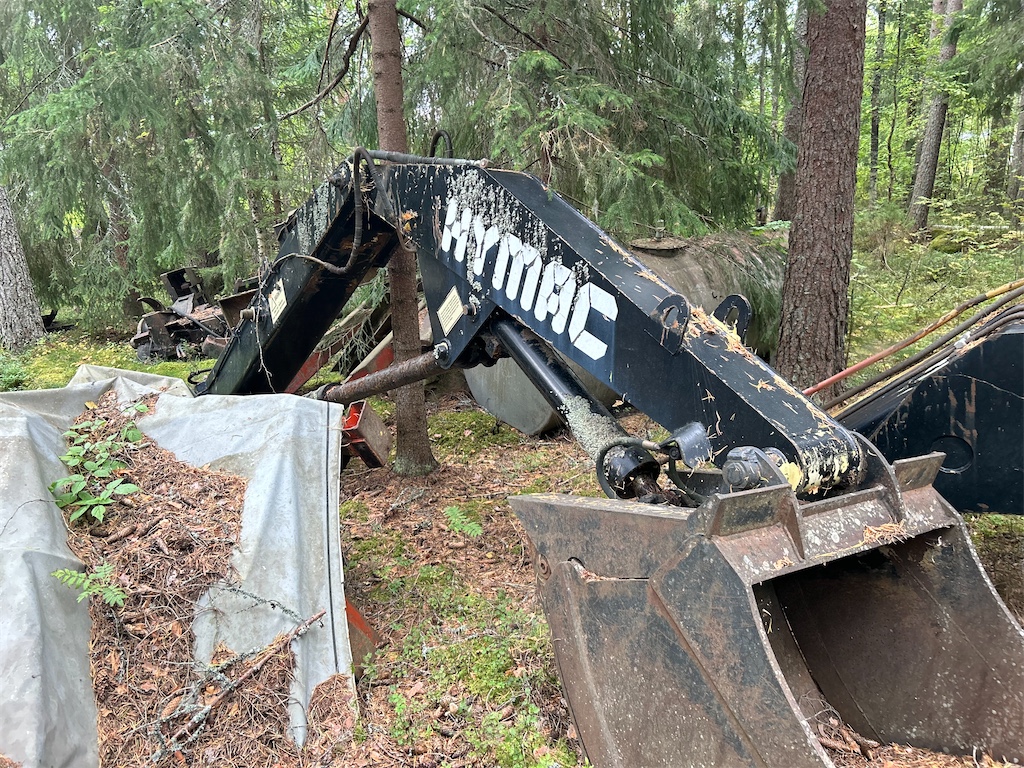 Höjdgrävningsaggrega - Hymac | Blinto auktioner