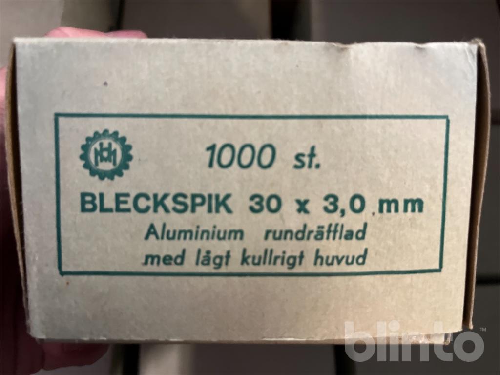 Bleckspik - ca 80.000 st | Blinto auktioner