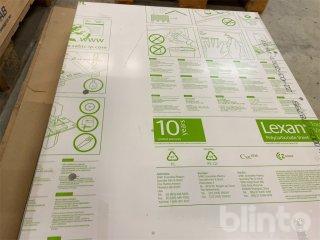 Plexiglas - 11 st Takruta i Lexan | Blinto auktioner