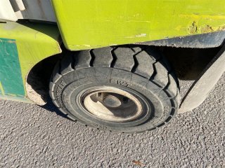 Gasoltruck - Clark CGP 30 | Blinto auktioner