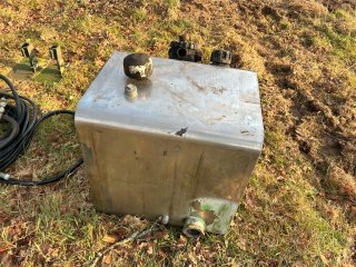 Hydraultank - Hydraultank Krima rostfri 150 L | Blinto auktioner