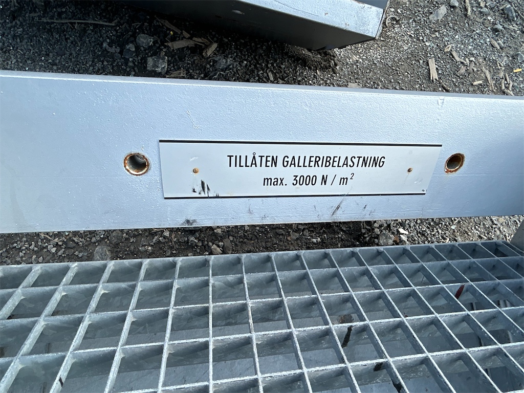 Metalltrappa - Okänt | Blinto auktioner