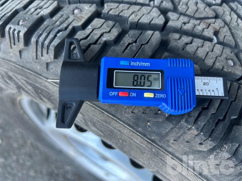 Vinterhjul VWCrafter - Nokian Hakkapelitta C3 | Blinto auktioner