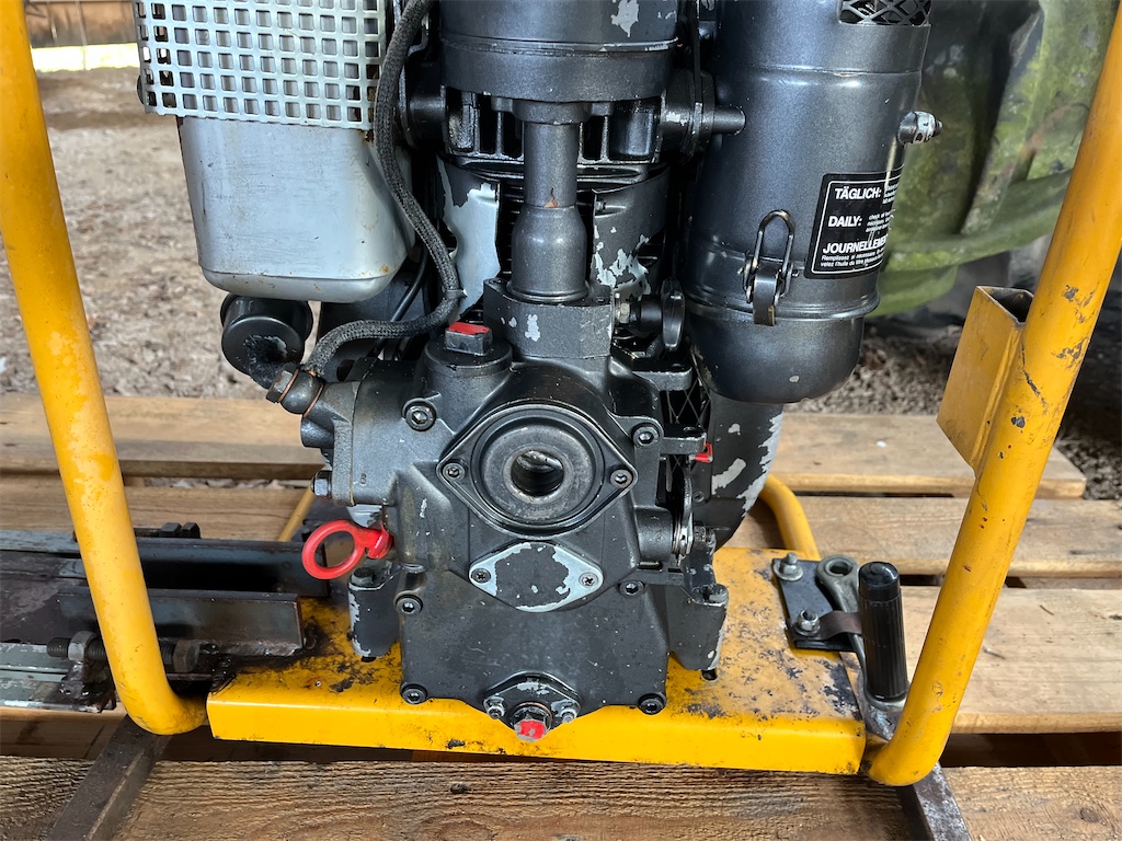 Rüttelplatte Vibromax 240kg wie wacker neuson weber hatz Diesel in Rüttelplatte Vibromax 240kg wie wacker neuson weber hatz Diesel in