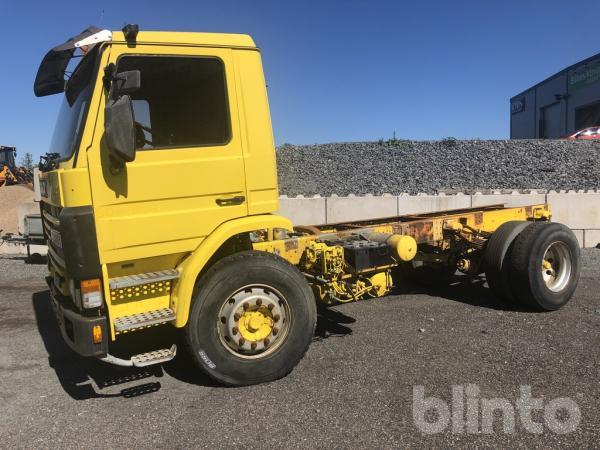 Lastbil L ga Mil SCANIA P93 ML4X2L Blinto Auktioner lastbil-l-ga-mil-scania-p93-ml4x2l-blinto-auktioner