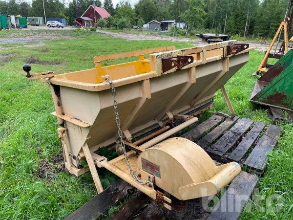 Sandspridare Friggeåkers på auktion i Laxå hos Blinto