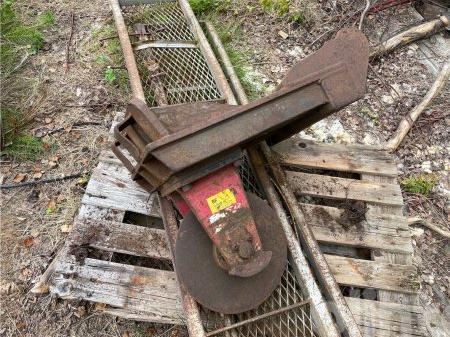 Asfaltsskärare B18 på auktion i Odensbacken hos Blinto