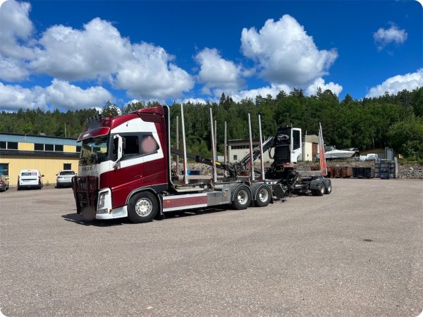 Timmerekipage VOLVO FH  6X4