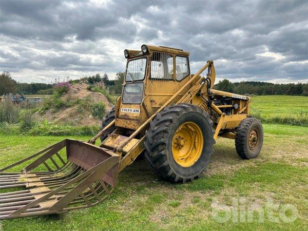 Baklastare Volvo BM 218 TD inkl. skopa