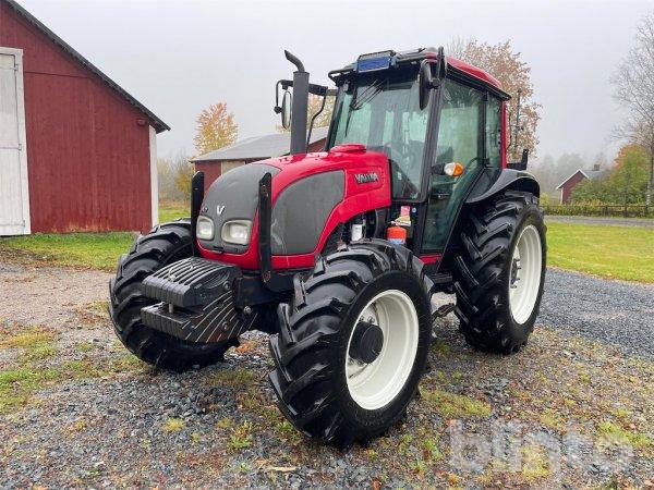 Traktor 4WD VALTRA  A72 skogsutrustad