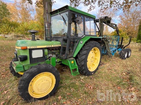 Traktor  skogsvagn JOHN DEERE 2130 HPWD