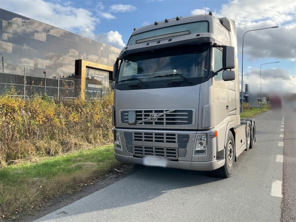 Trailerdragare VOLVO FH6