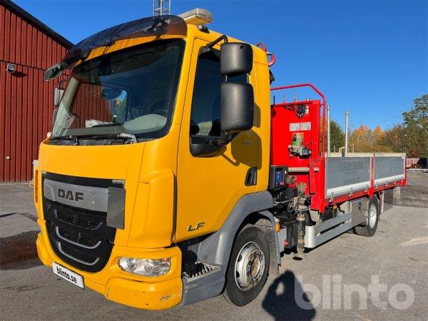 Lastbil med kran DAF LF 210