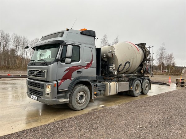 Betongbil / grusbil VOLVO FM-440 6*2