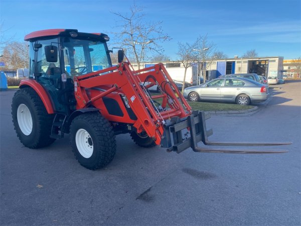 Traktor med lastare KIOTI RX 6020