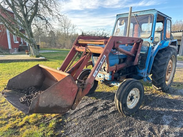 Traktor FORD 4000