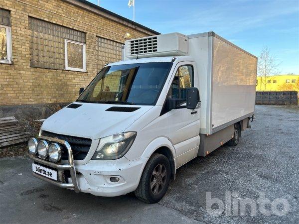 Kylbil MERCEDES-BENZ Sprinter 906BA35 med bakgavellyft