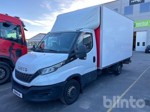 Ltt lastbil IVECO Daily 35-160 HI-MATIC med bakgavellyft / Nybesiktigad!