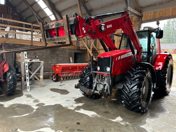 Traktor MASSEY FERGUSON FK