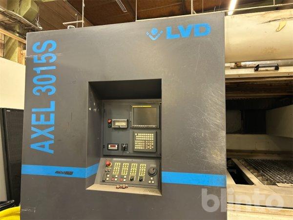 Laserskärmaskin LVD / Axel 3015S
