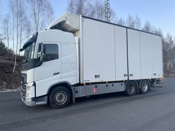 Fryslastbil VOLVO FH4 500