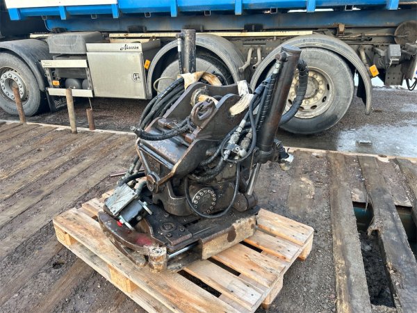 Tiltrotator Steelwrist X12 S45