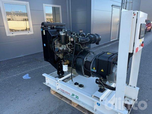 Generator - Perkins 32 kVA | Blinto auktioner