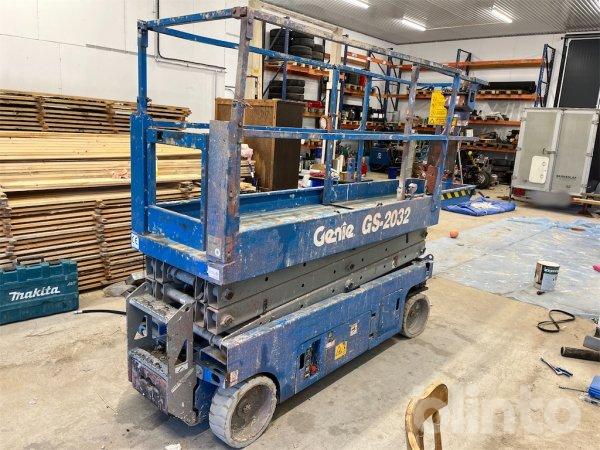 Saxlift (274 timmar) Genie GS-2032