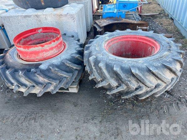 2st Dubbelmontage Framhjul 16.9R28