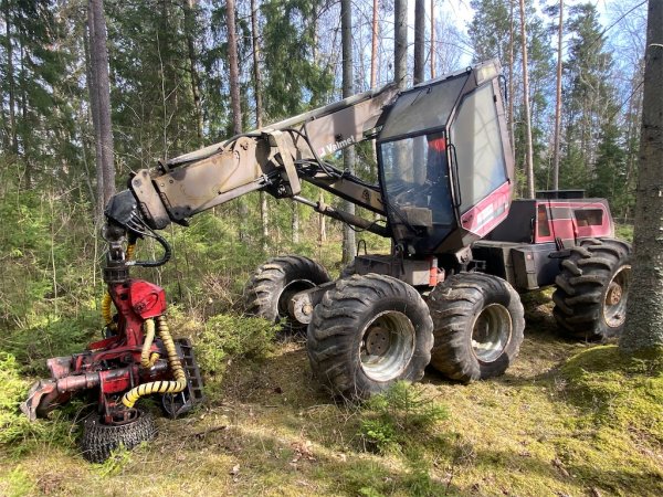 Skördare Valmet 901