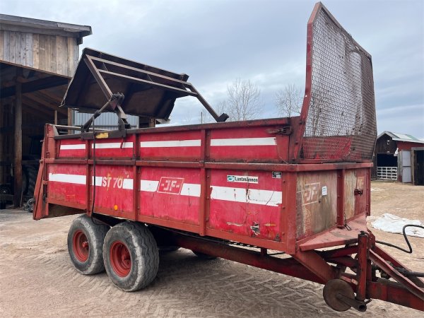 Gödselspridare JF ST70