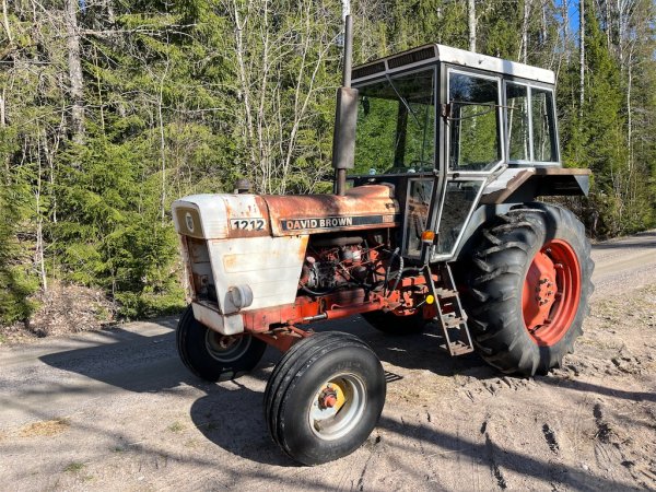 Traktor DAVID BROWN 1212
