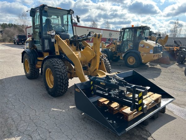 Hjullastare CAT 908M2