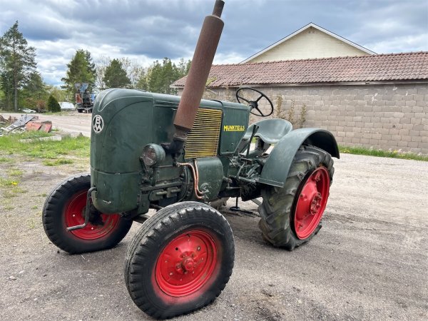 Veterantraktor Bolinder-Munktells BM10