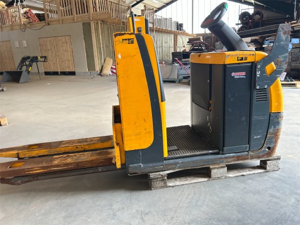 Plocktruck  Jungheinrich Ece 310 