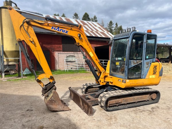 Grävmaskin HANIX H50B