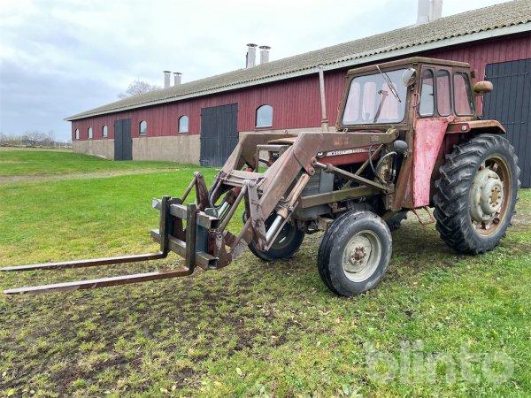 Traktor MASSEY FERGUSON 165S