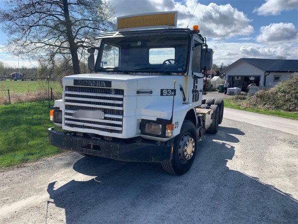 Lastbil SCANIA T93HL6X2L28042