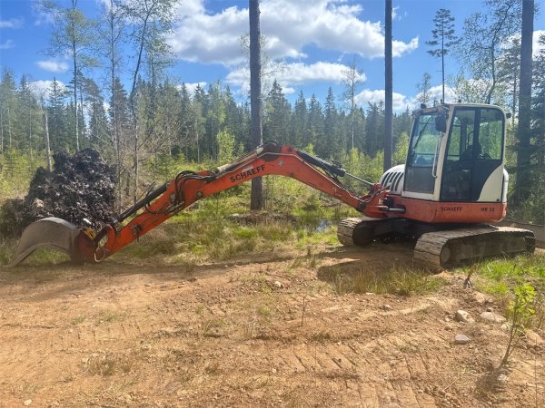 Bandgrävare Schaeff-Terex